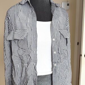 ZARA Women blue and white striped shirt - Size XS (fits oversized)